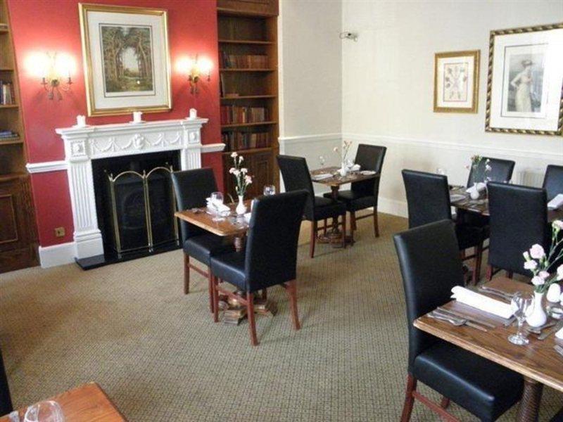 The Beverley Arms Hotel Exterior foto The dining room at the hotel