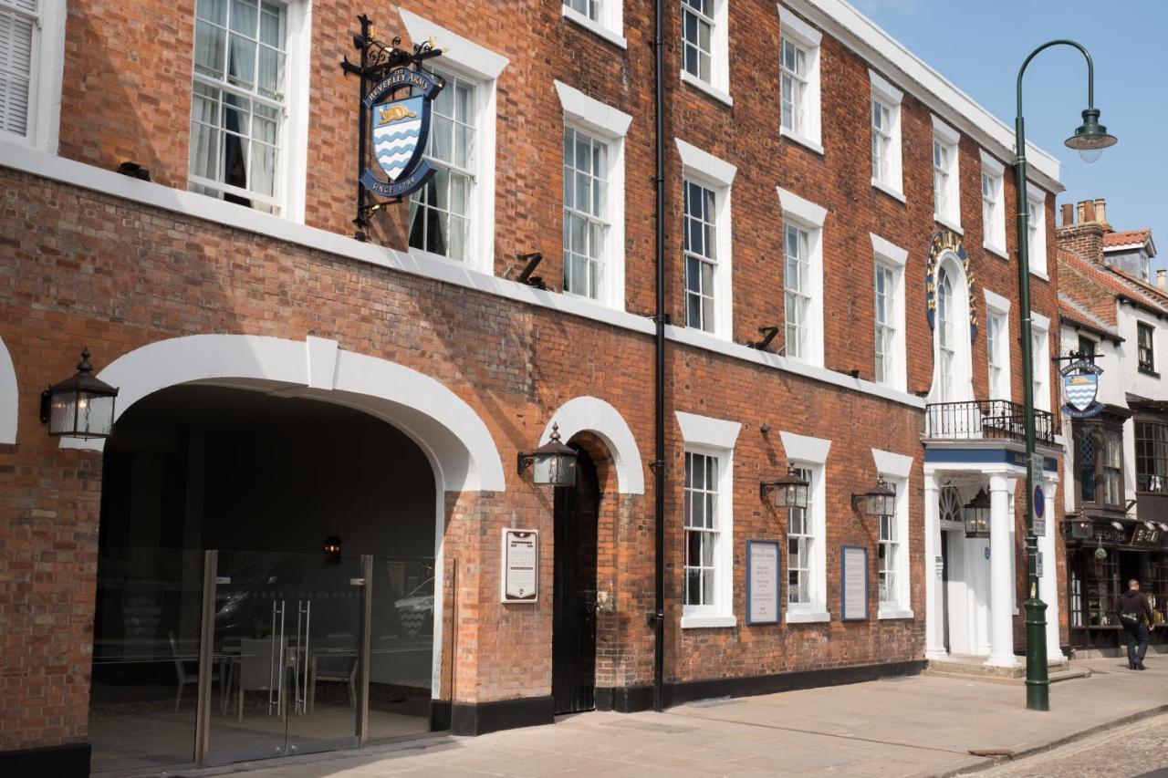 The Beverley Arms Hotel Exterior foto The Blue Bell Inn