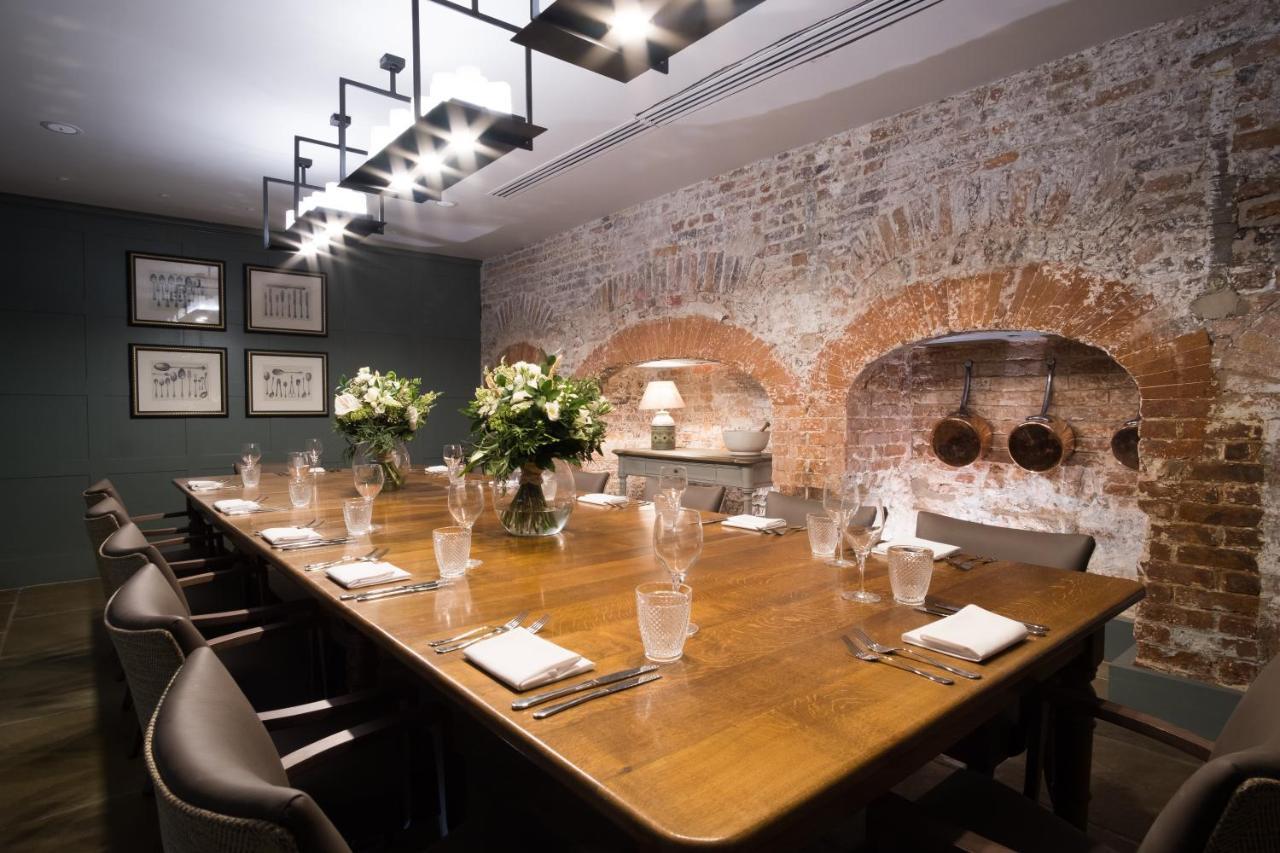 The Beverley Arms Hotel Exterior foto The private dining room at The Ivy, St John's Wood