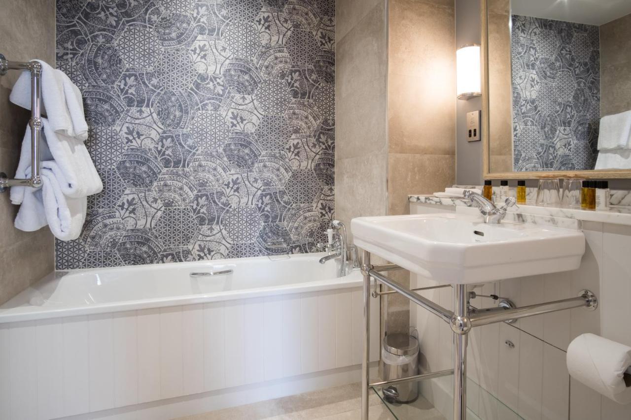 The Beverley Arms Hotel Exterior foto Bathroom