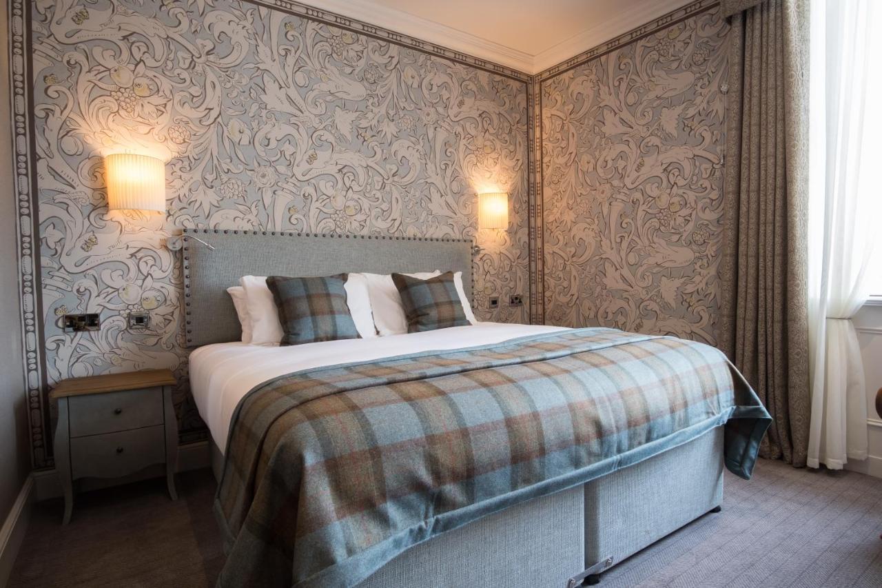 The Beverley Arms Hotel Exterior foto A bedroom at the hotel