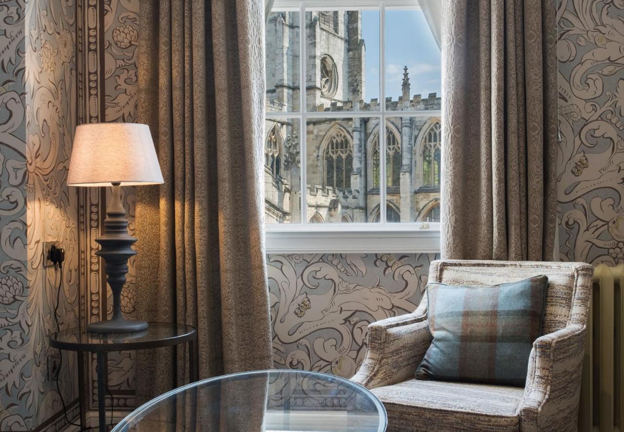 The Beverley Arms Hotel Exterior foto A room at the hotel