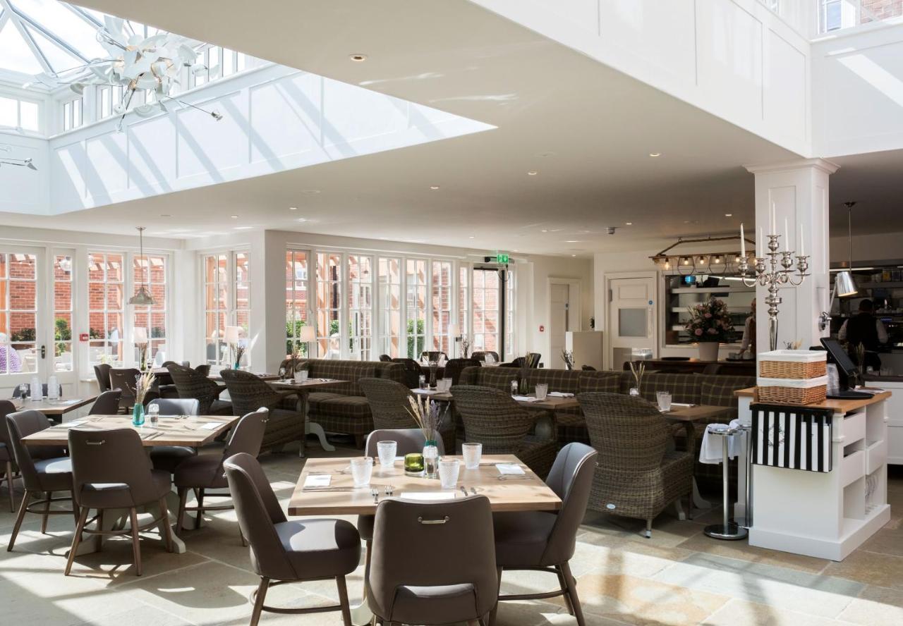 The Beverley Arms Hotel Exterior foto The restaurant at The Ivy, St John's Wood